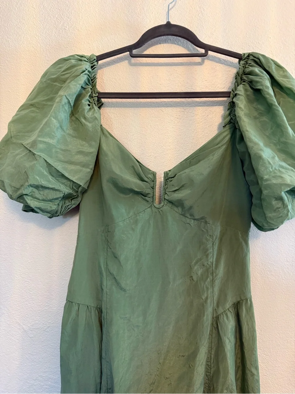 Abercrombie & Fitch Sage Green Puff-Sleeve Maxi Dress